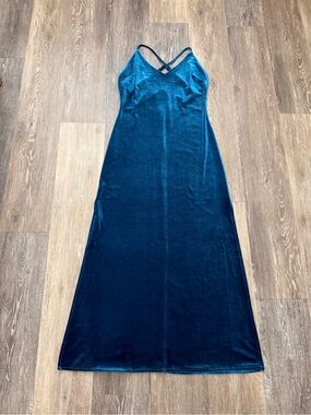 Capuffy Dress 8-10 Blue Maxi Velvet V-Neck with 22” Side Slits